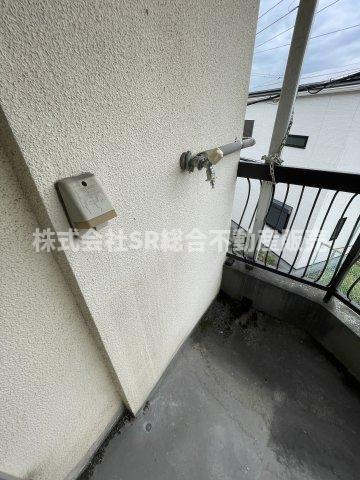 六万寺町1丁目中古戸建のランドリースペース|2Fバルコニーに洗濯機置場もございます！