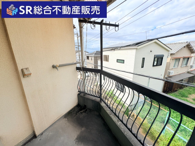 六万寺町1丁目中古戸建のランドリースペース|2Fバルコニーに洗濯機置場もございます！