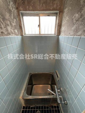 六万寺町1丁目中古戸建の浴室|日々の疲れを癒す空間です！
