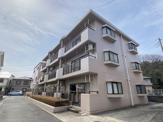 青山コーポＡの外観