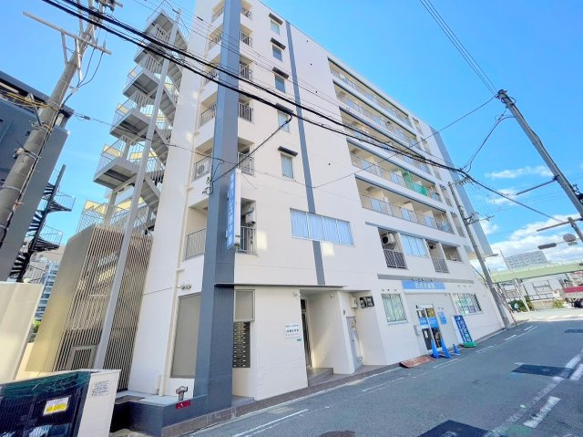 有馬パレス西中島の外観
