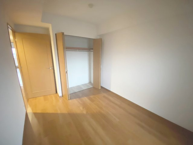 宝塚・清荒神ヒルズの洋室