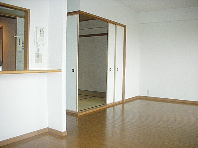 宝塚・清荒神ヒルズの居間・リビング