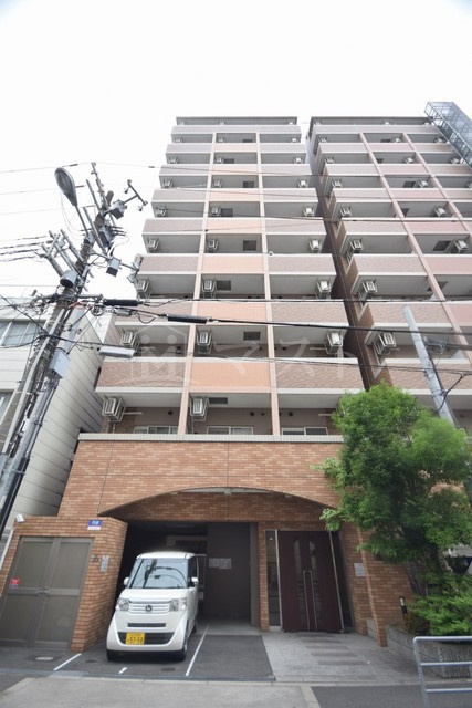 シャルマンフジ阿波座イーストの外観