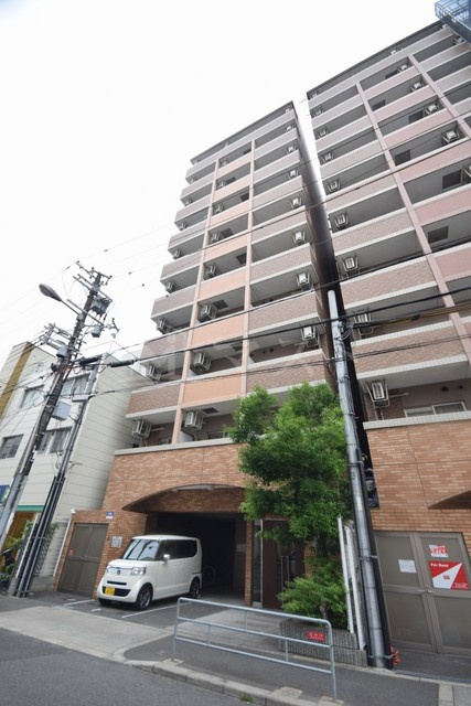 シャルマンフジ阿波座イーストの外観
