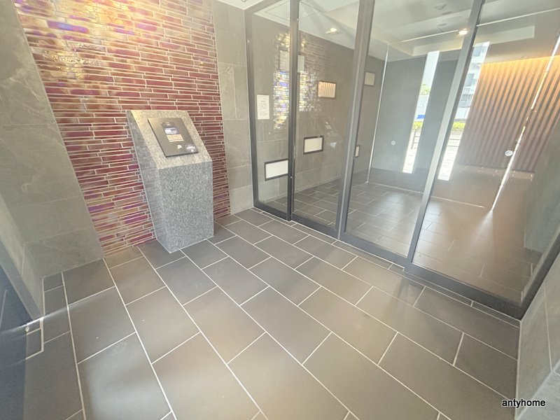 プレサンス西淡路レジェーロ　仲介手数料無料のロビー
