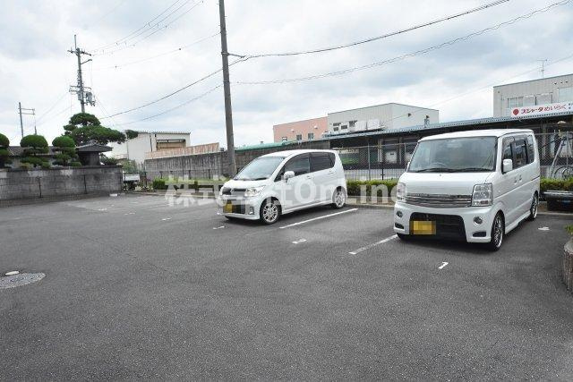 【駐車場】 | レオパレスアベンタ神武