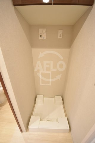 ワコーレ大阪新町タワーレジデンス　堀江小学校の設備|ワコーレ大阪新町タワーレジデンス　洗濯パン