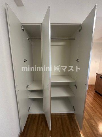 大阪市西区靱本町３丁目の賃貸マンションの収納