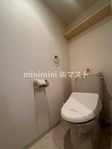 大阪市西区靱本町３丁目の賃貸マンションのトイレ