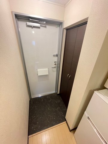 【玄関】