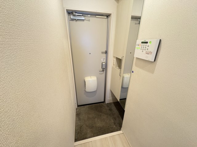 ディーシャルールの玄関