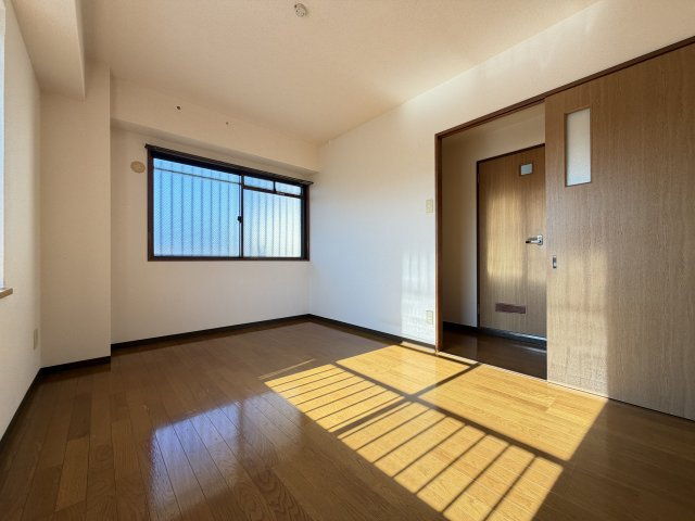 ラフォーレBの寝室