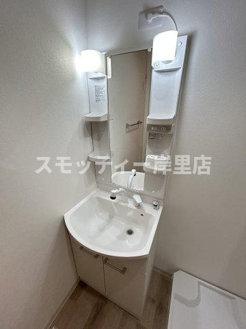 フジパレス遠里小野イーストの独立洗面台