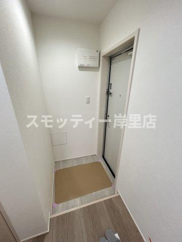フジパレス遠里小野イーストの玄関