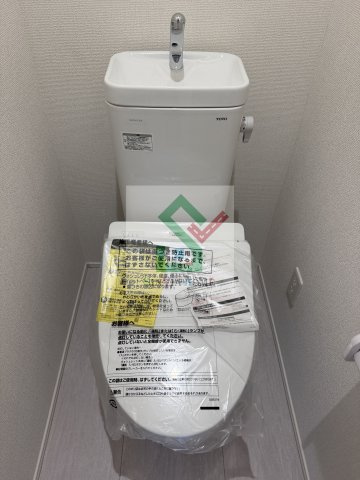 新座市石神4丁目戸建のトイレ