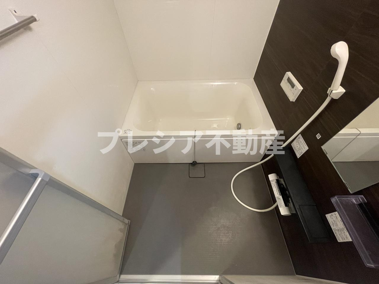 アバンドール甲子園口の浴室