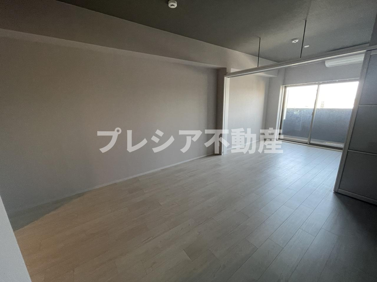 アバンドール甲子園口の居間・リビング