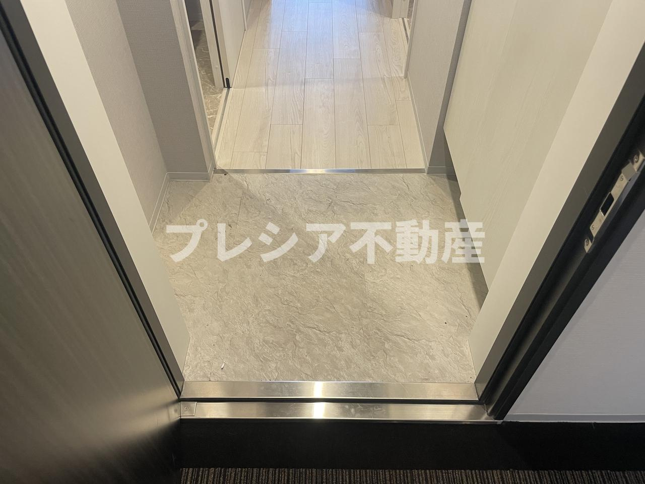 アバンドール甲子園口の玄関