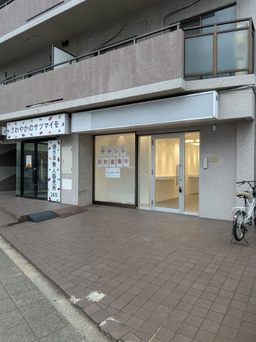ラパンジール粉浜のエントランス