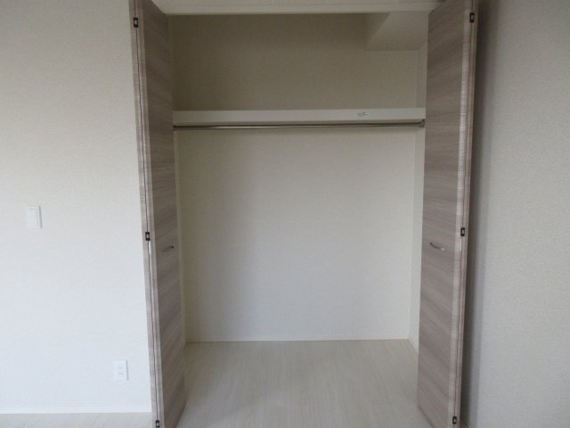 アンソレイエファミーユB棟の収納