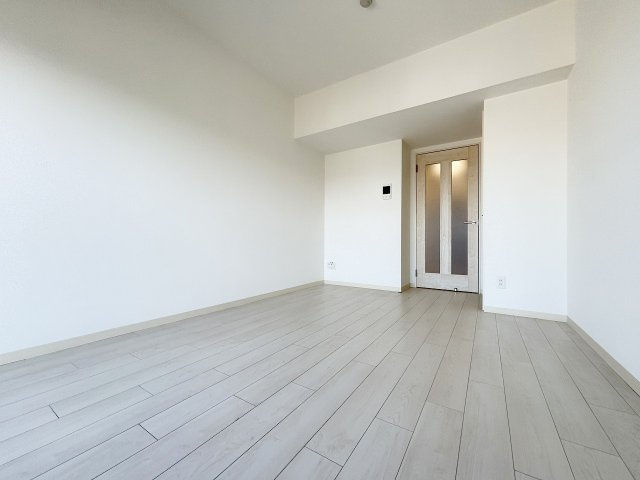THE RESIDENCE Hの洋室