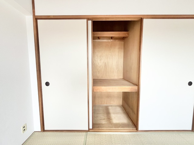 北野田大発マンションの収納