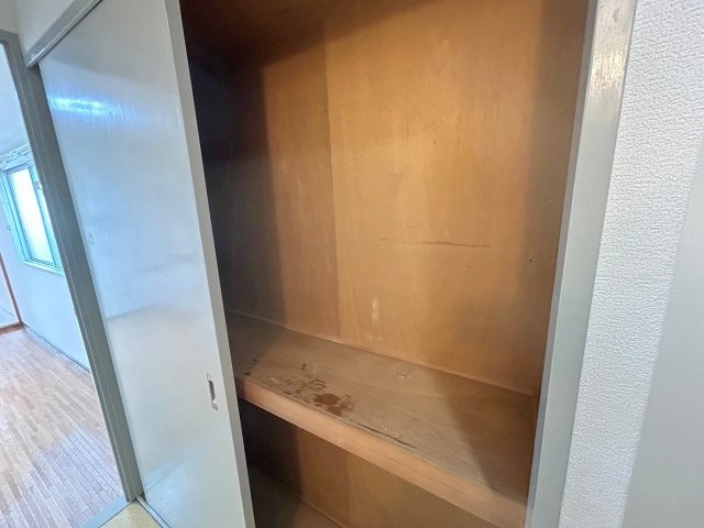 島ビルの収納