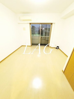 【居間・リビング】 | サンメゾン | 洋室のお部屋です。