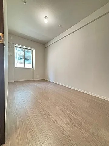 神戸市中央区栄町通５丁目の賃貸マンションの居間・リビング