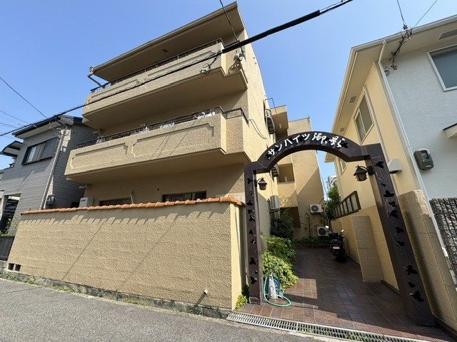 神戸市東灘区御影石町２丁目の賃貸マンションの外観
