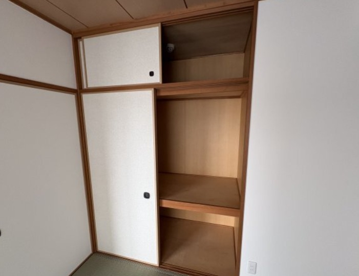 西宮市産所町の賃貸マンションの収納