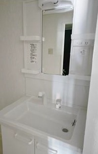 芦屋市朝日ケ丘町の賃貸マンションの洗面所