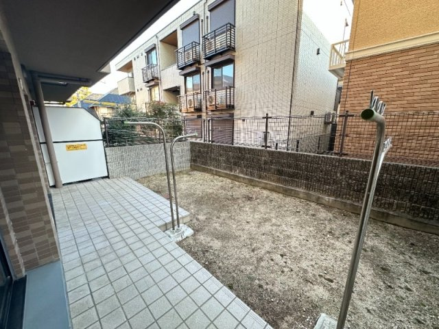 神戸市東灘区魚崎北町２丁目の賃貸マンションの庭