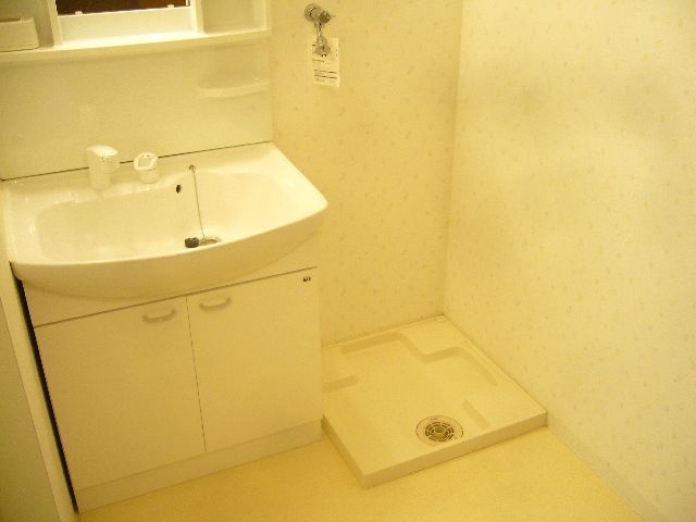 神戸市東灘区岡本６丁目の賃貸マンションの洗面所