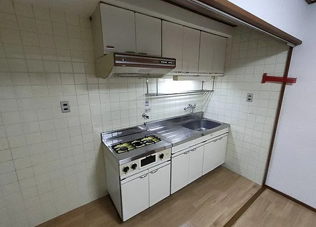 神戸市中央区多聞通５丁目の賃貸マンションのキッチン
