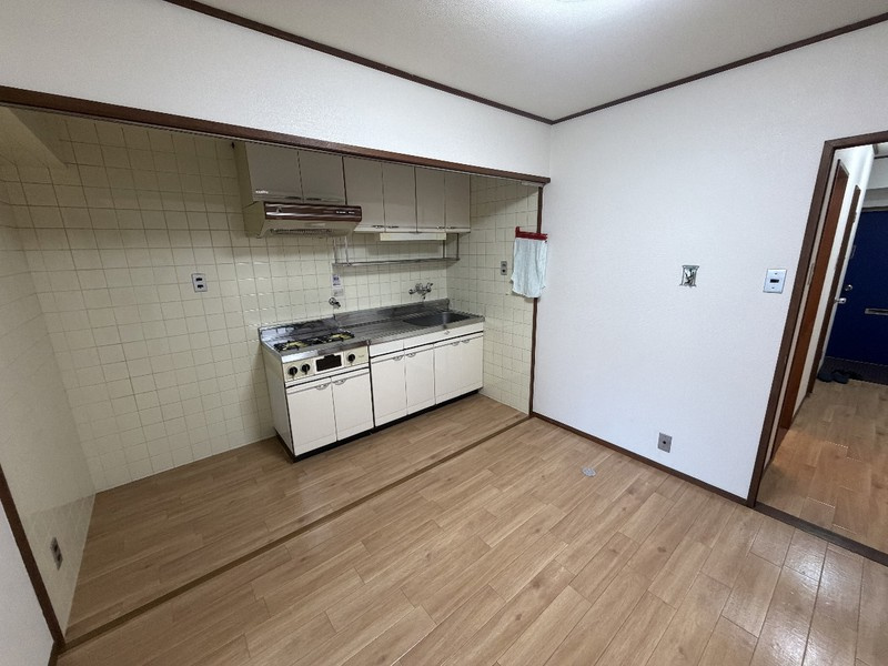 神戸市中央区多聞通５丁目の賃貸マンションの居間・リビング