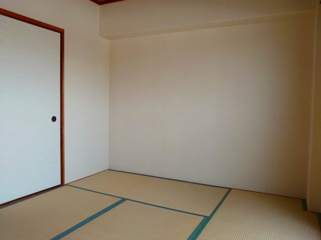 キャロル柴原の内装
