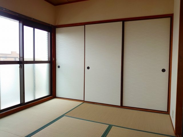 キャロル柴原の内装