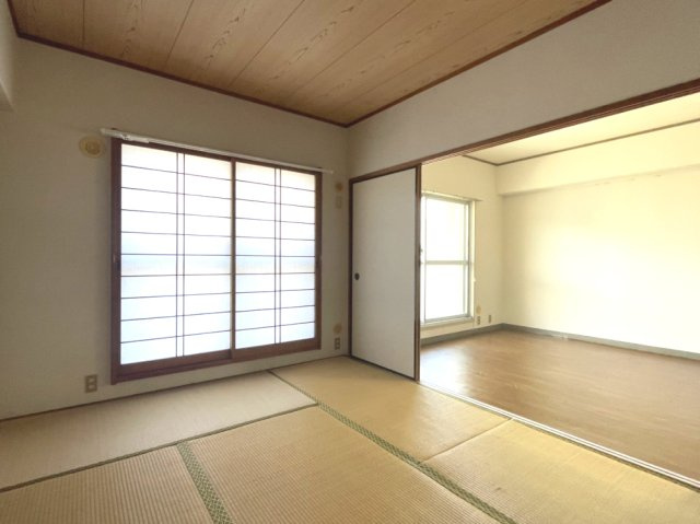鴨池シーサイドマンション弐号棟の和室