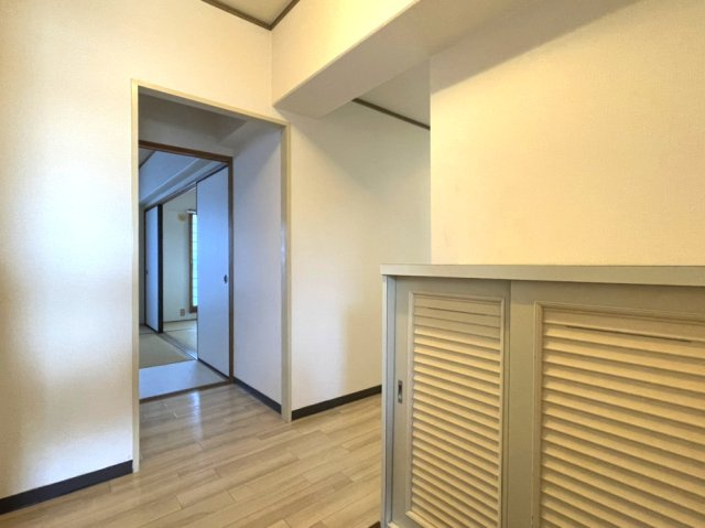 鴨池シーサイドマンション弐号棟の玄関