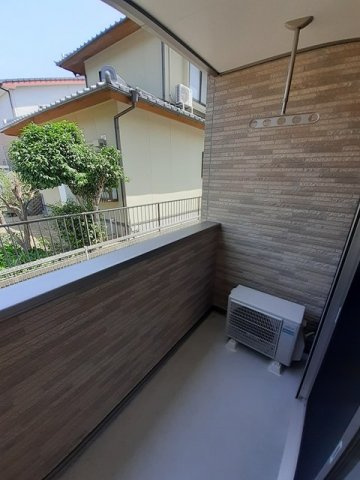 プルミエール・メゾン　Ⅱのバルコニー|落ち着いた時間を過ごせるバルコニーです