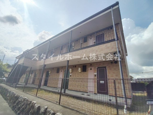 サンプレミア前芝西の外観