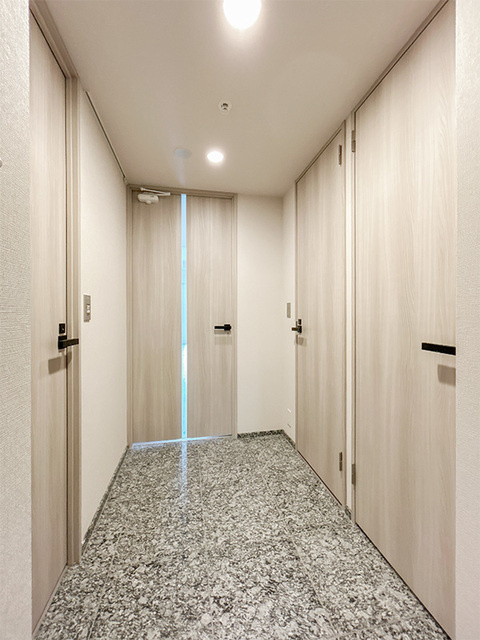 ロイヤルパークス品川の玄関|※写真は同タイプ住戸です。