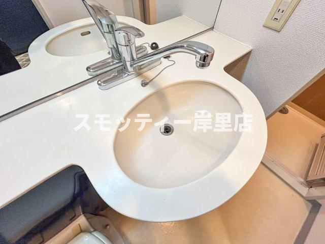 パラドール北加賀屋の洗面所