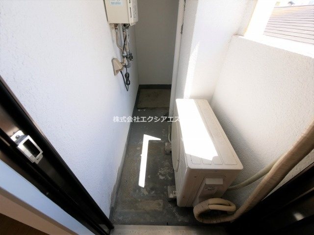 ビバリーヒルズ岸里東のバルコニー
