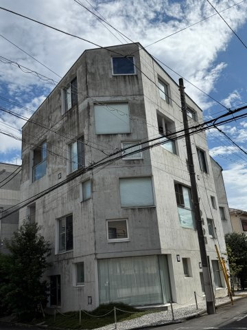 yh bldg.の外観