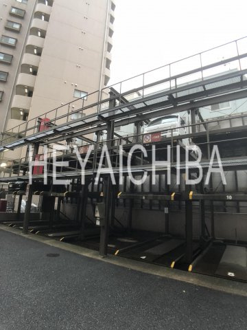 グラントゥルース東向島の駐車場