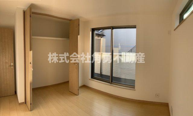 秦野市北矢名　新築一戸建て　B号棟の内観：施工例|《施工例》洋室