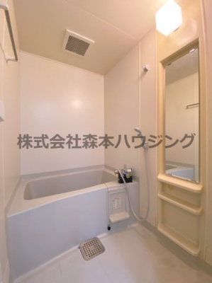 【浴室】 | 　ソレイユ神田Ⅰ | 落ち着いた空間のお風呂です